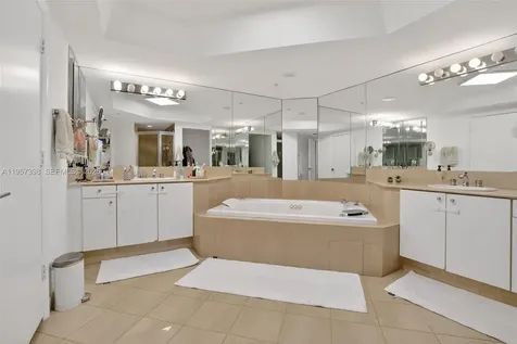 7000 Island Boulevard Aventura FL 33160