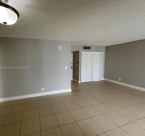 16909 N Bay Road Sunny Isles Beach FL 33160