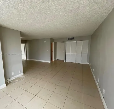 16909 N Bay Road Sunny Isles Beach FL 33160