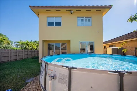 1046 NE 17th Terrace Homestead FL 33033