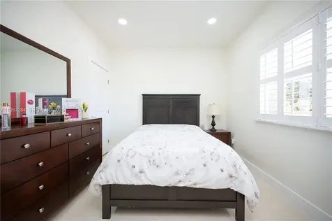 1046 NE 17th Terrace Homestead FL 33033