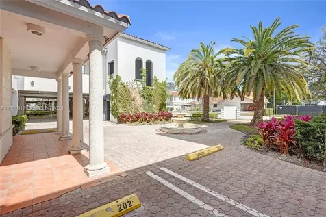 7374 SW 93rd Avenue Miami FL 33173