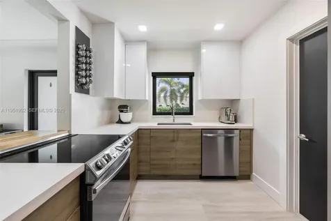 7325 SW 102nd Street Pinecrest FL 33156