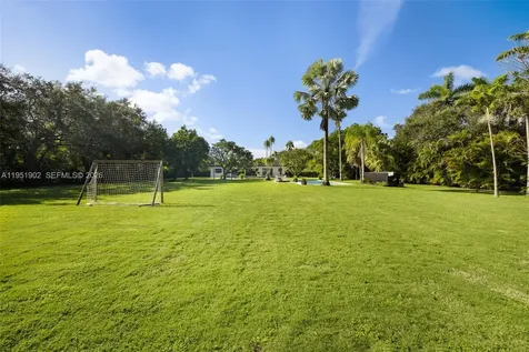 7325 SW 102nd Street Pinecrest FL 33156