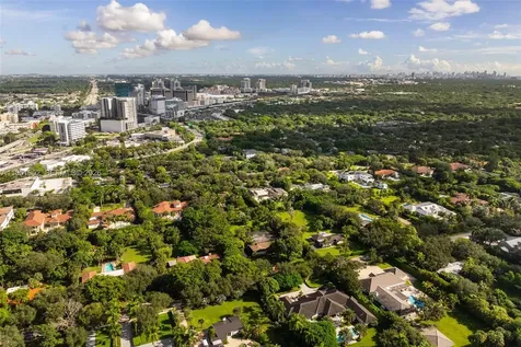 7325 SW 102nd Street Pinecrest FL 33156
