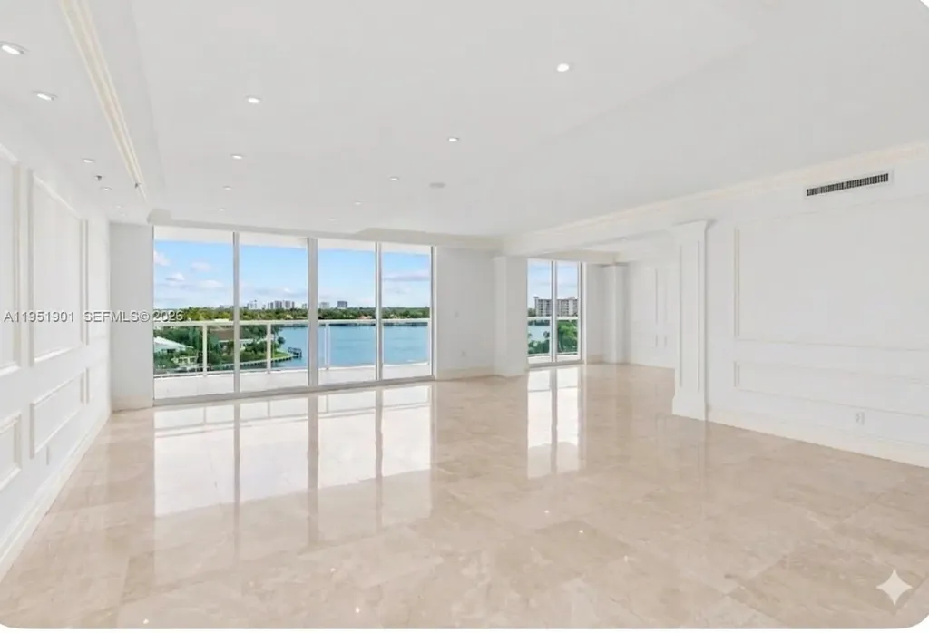 20201 E Country Club Drive Aventura FL 33180