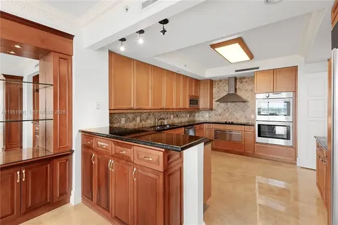 20201 E Country Club Drive Aventura FL 33180