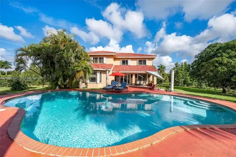 19520 SW 206th Street Miami FL 33187