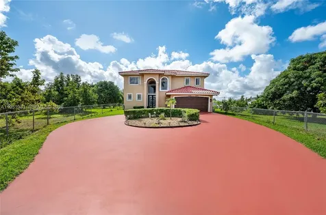 19520 SW 206th Street Miami FL 33187