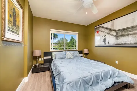 19520 SW 206th Street Miami FL 33187