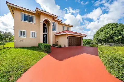 19520 SW 206th Street Miami FL 33187