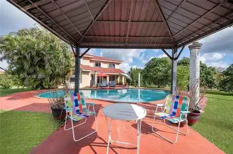 19520 SW 206th Street Miami FL 33187