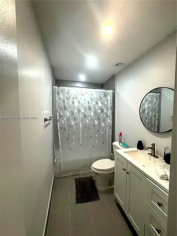 5482 S Lakewood Circle S Margate FL 33063