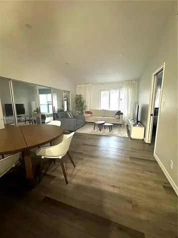 5482 S Lakewood Circle S Margate FL 33063