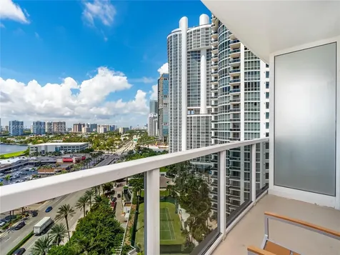 18001 Collins Avenue Sunny Isles Beach FL 33160