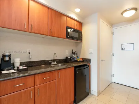 18001 Collins Avenue Sunny Isles Beach FL 33160