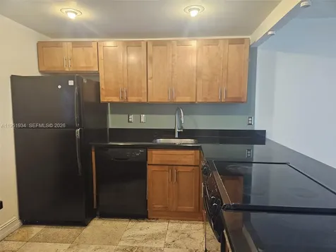 3401 N Country Club Drive Aventura FL 33180