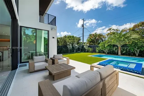 340 SW 20th Road Miami FL 33129