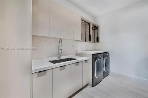 340 SW 20th Road Miami FL 33129