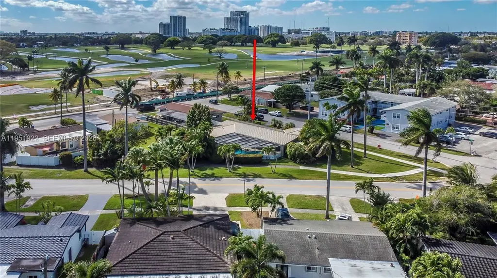 910 N 14th Court Hollywood FL 33020