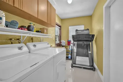 21424 NE 19th Court Miami FL 33179