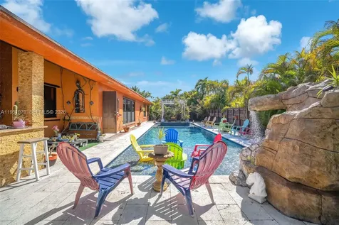 21424 NE 19th Court Miami FL 33179