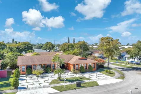 21424 NE 19th Court Miami FL 33179