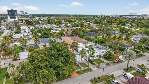 623 NE 4th Street Hallandale Beach FL 33009