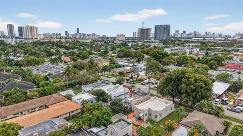 623 NE 4th Street Hallandale Beach FL 33009