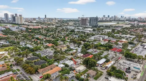 623 NE 4th Street Hallandale Beach FL 33009