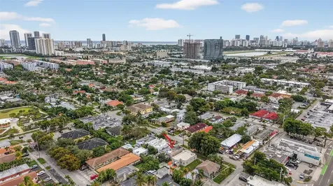 623 NE 4th Street Hallandale Beach FL 33009