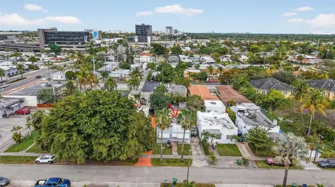 623 NE 4th Street Hallandale Beach FL 33009