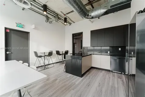 420 SW 7th Street Miami FL 33130