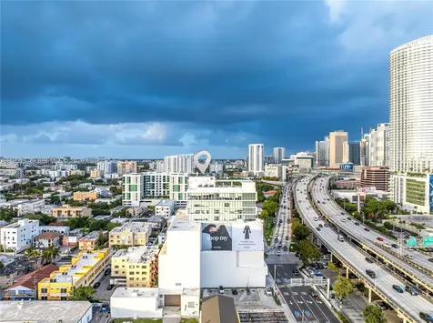 420 SW 7th Street Miami FL 33130