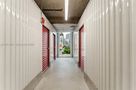 420 SW 7th Street Miami FL 33130