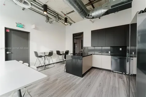 420 SW 7th Street Miami FL 33130