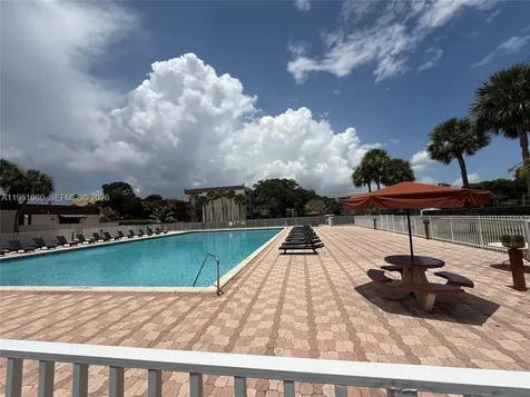3070 NW 48th Terrace Lauderdale Lakes FL 33313