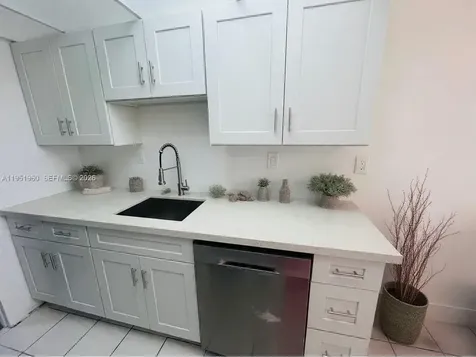 3070 NW 48th Terrace Lauderdale Lakes FL 33313