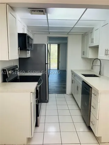 3070 NW 48th Terrace Lauderdale Lakes FL 33313