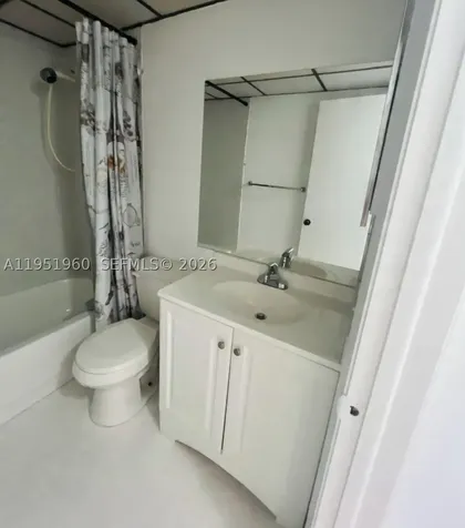 3070 NW 48th Terrace Lauderdale Lakes FL 33313