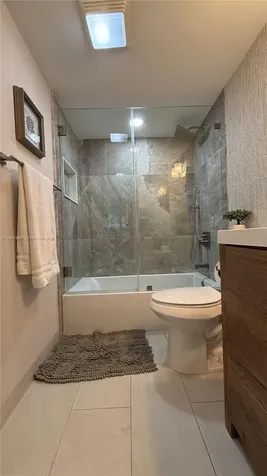 400 SE 10th Street Deerfield Beach FL 33441