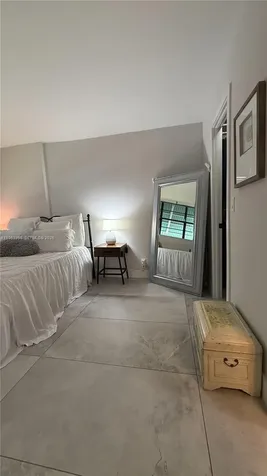 400 SE 10th Street Deerfield Beach FL 33441