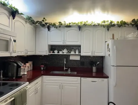 821 Cypress Boulevard Pompano Beach FL 33069