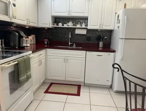 821 Cypress Boulevard Pompano Beach FL 33069