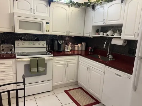 821 Cypress Boulevard Pompano Beach FL 33069