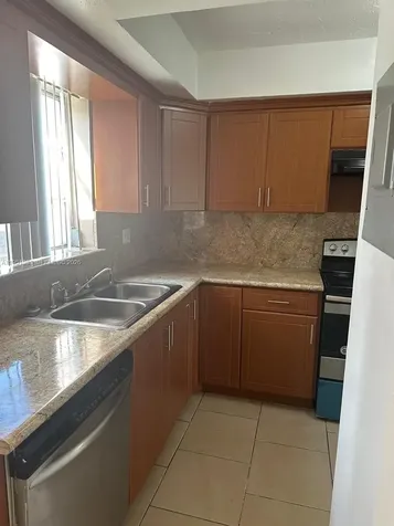 7344 SW 82nd Street Miami FL 33143