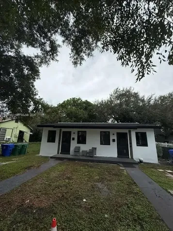 1786 NW 53rd Street Miami FL 33142