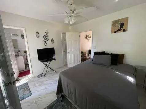 1786 NW 53rd Street Miami FL 33142