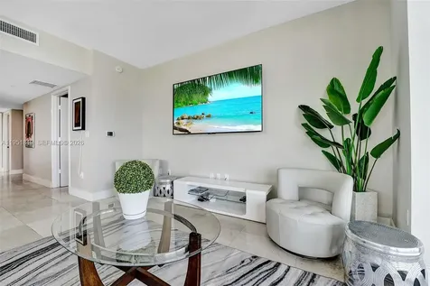 2600 E Hallandale Beach Boulevard Hallandale Beach FL 33009