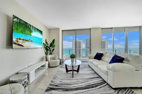 2600 E Hallandale Beach Boulevard Hallandale Beach FL 33009